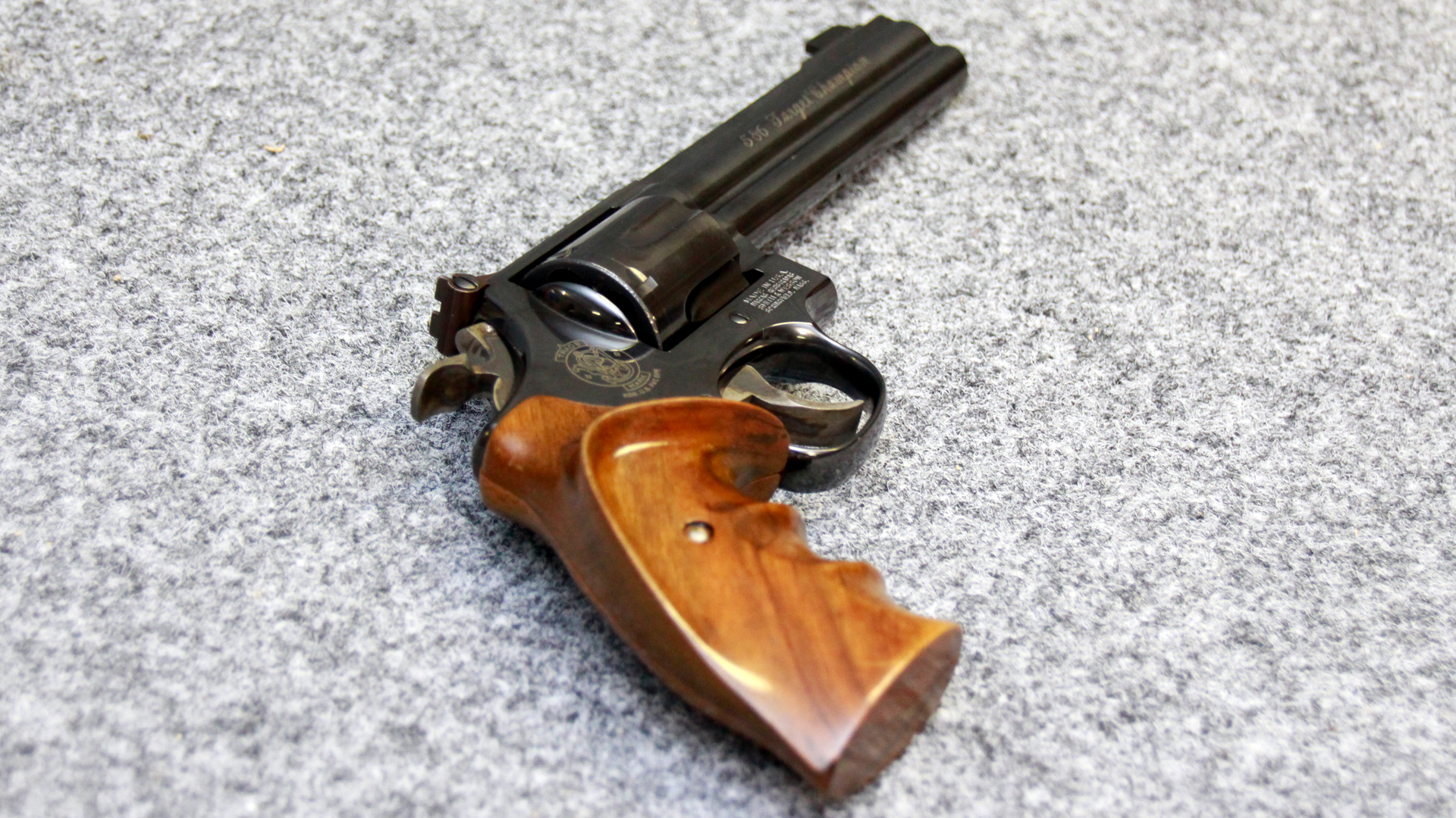 Smith & Wesson 586 Target Champion - Bild 4