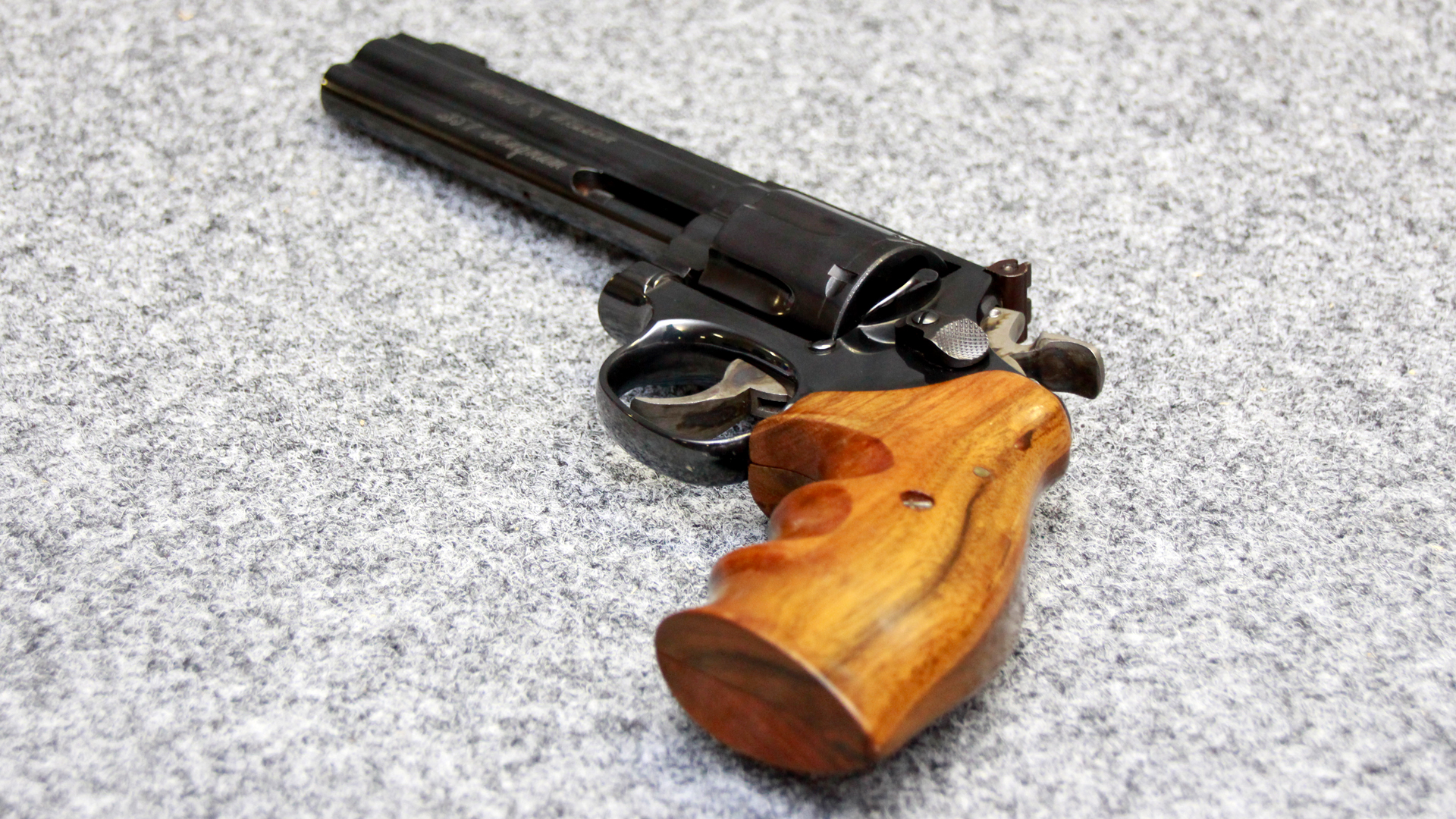 Smith & Wesson 586 Target Champion - Bild 5